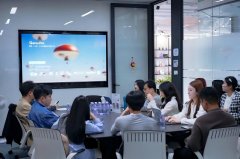 正在AIGC内容生程保留大量人工参取、频频打磨的